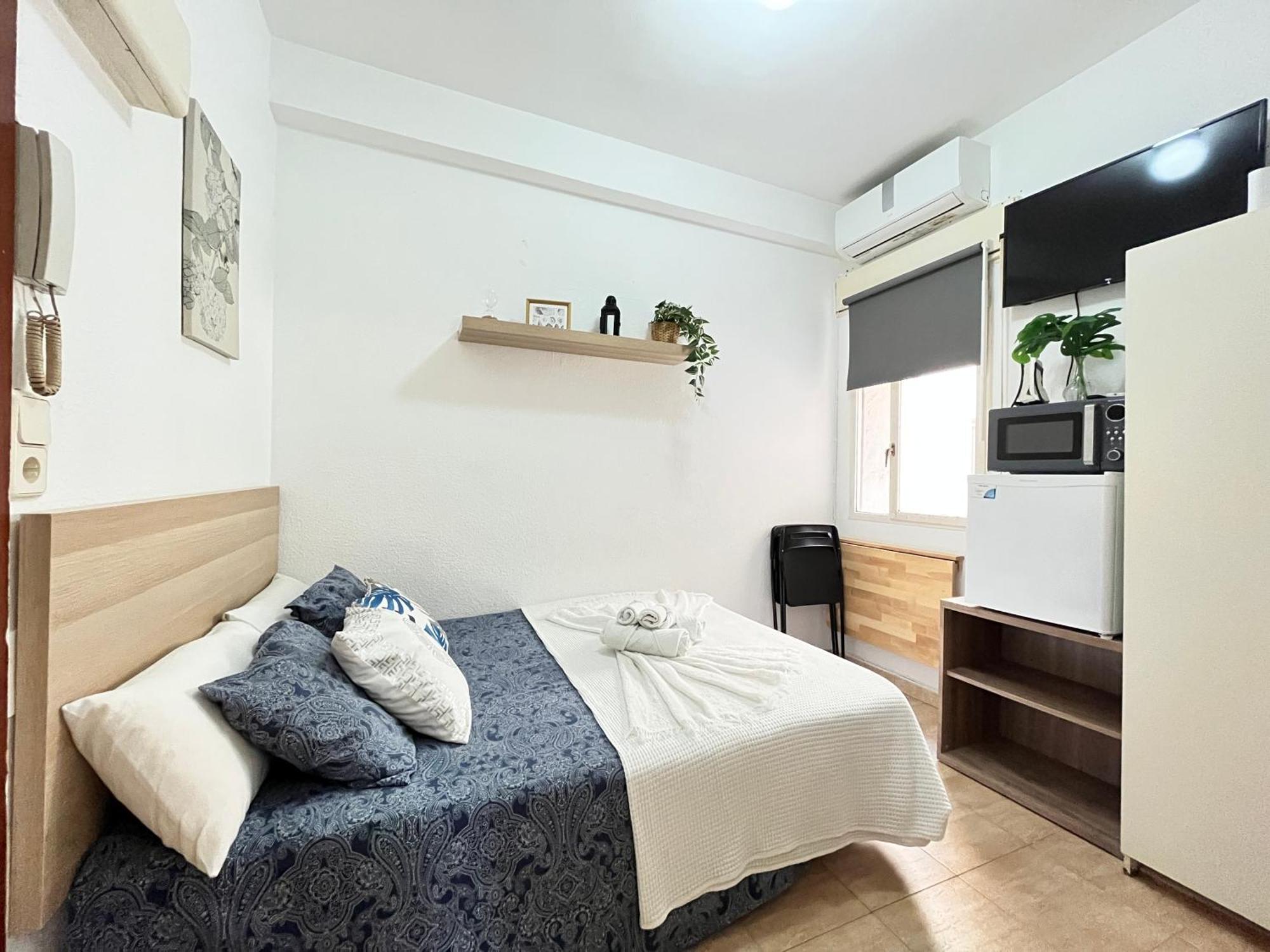 Estudio Augusto Acogedor 2 Temporal Madrid Ngoại thất bức ảnh